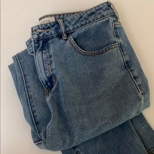 Mom Jeans